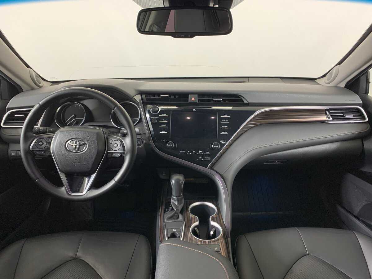 Toyota Camry, 2020 Фото №13