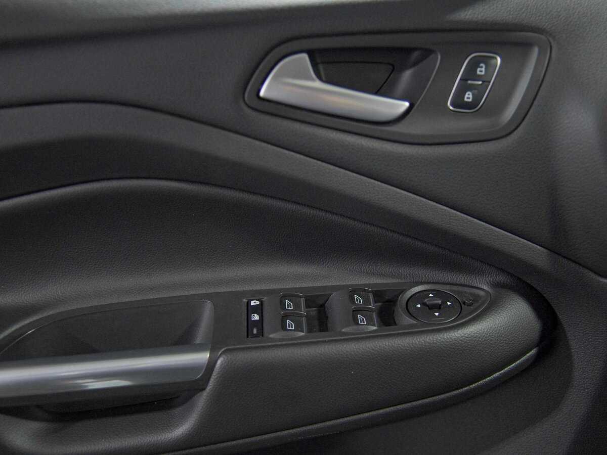 Ford Kuga, 2018 Фото №13