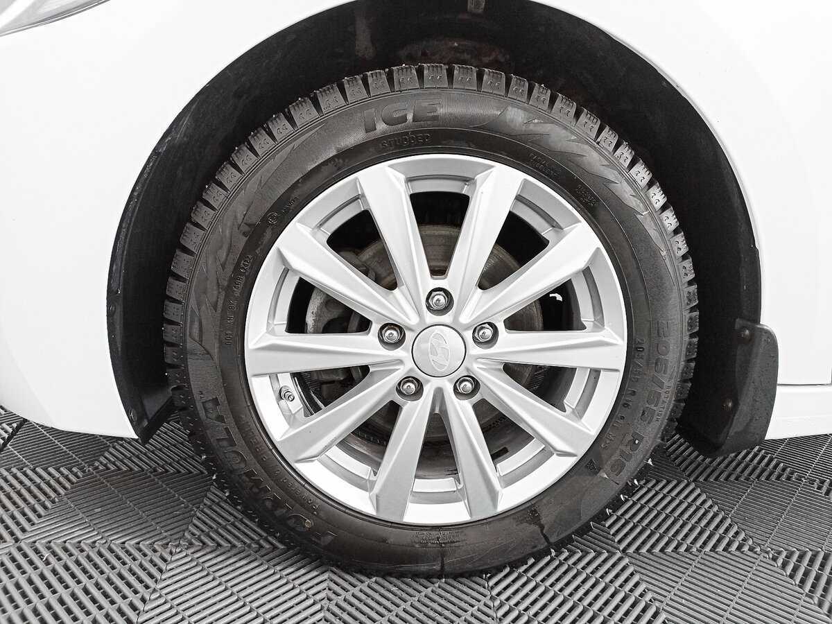 Hyundai Elantra, 2017 Фото №18