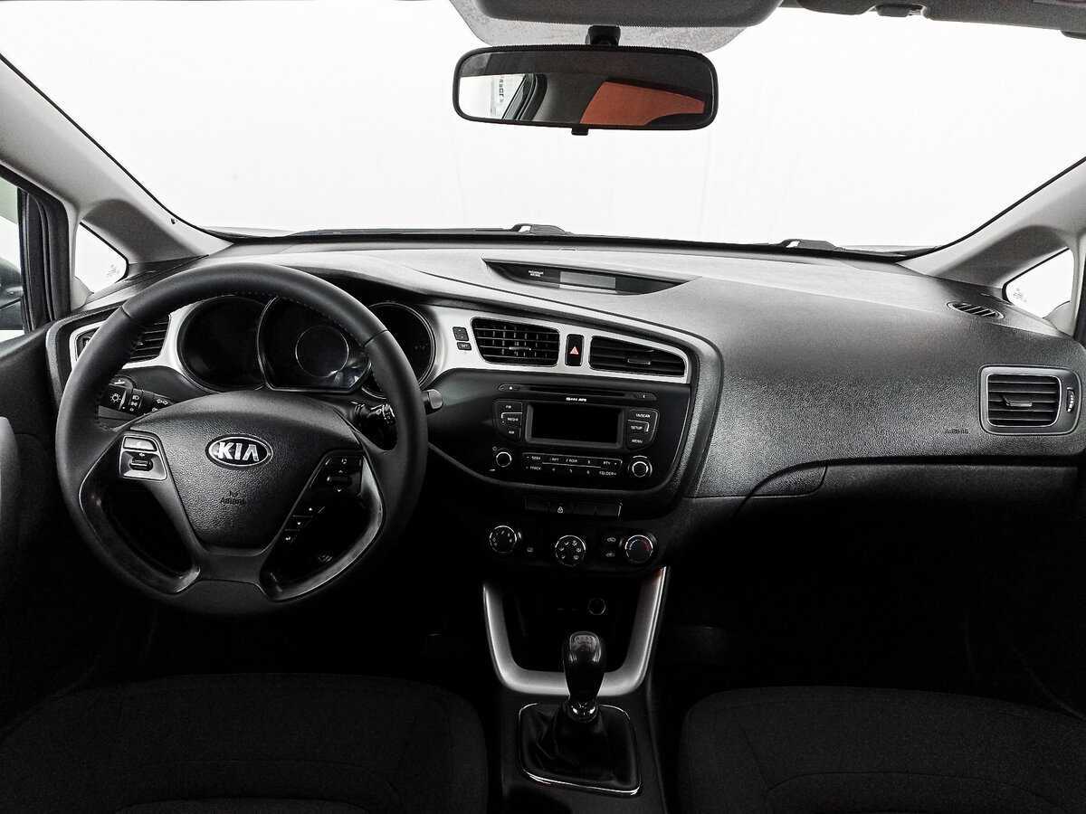 Kia Ceed, 2015 Фото №14