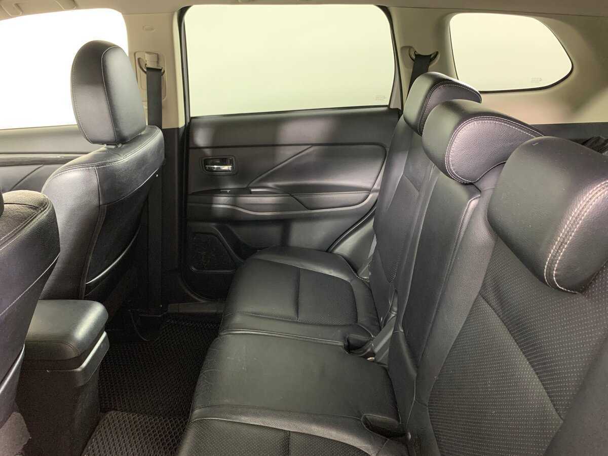 Mitsubishi Outlander, 2016 Фото №19