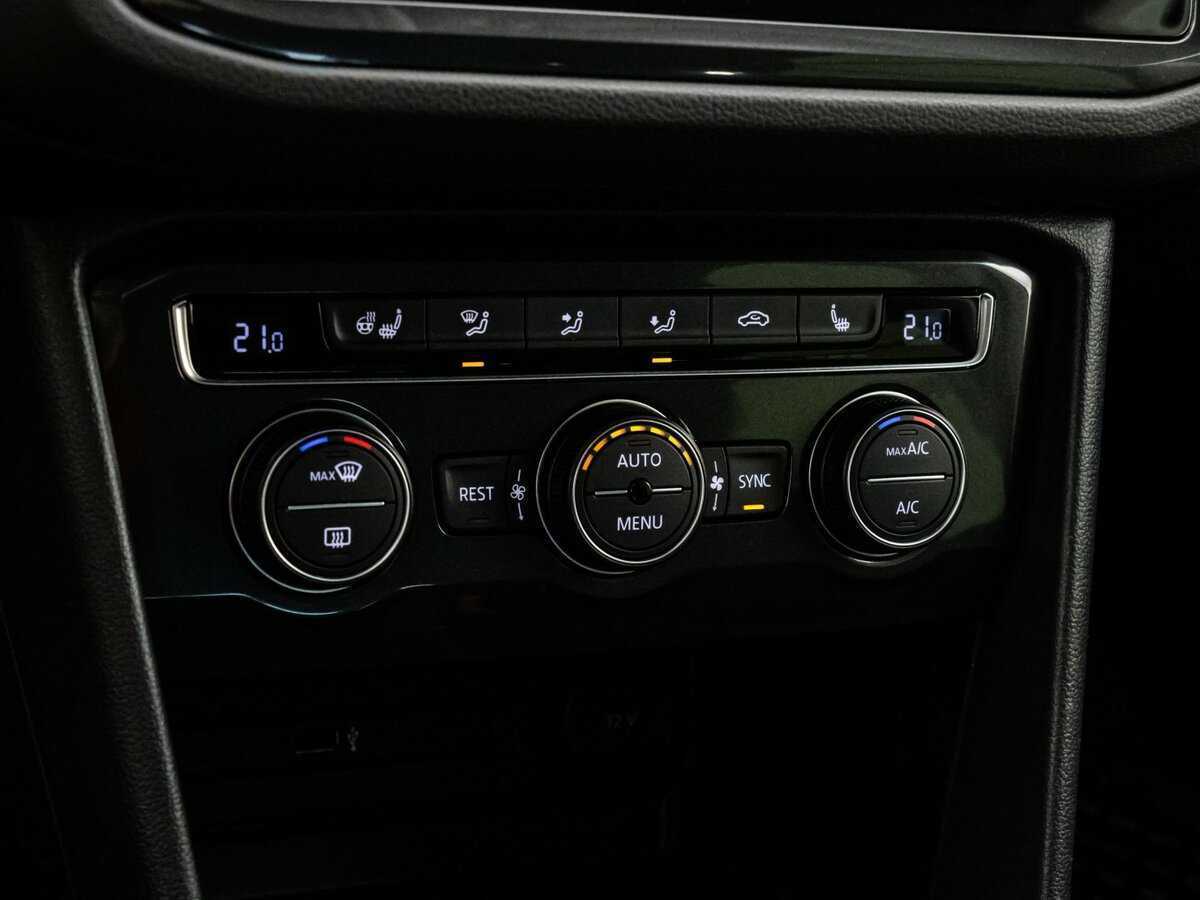 Volkswagen Tiguan, 2017 Фото №13