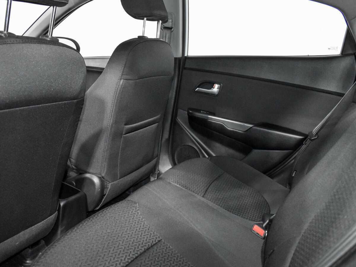 Kia Rio, 2016 Фото №17