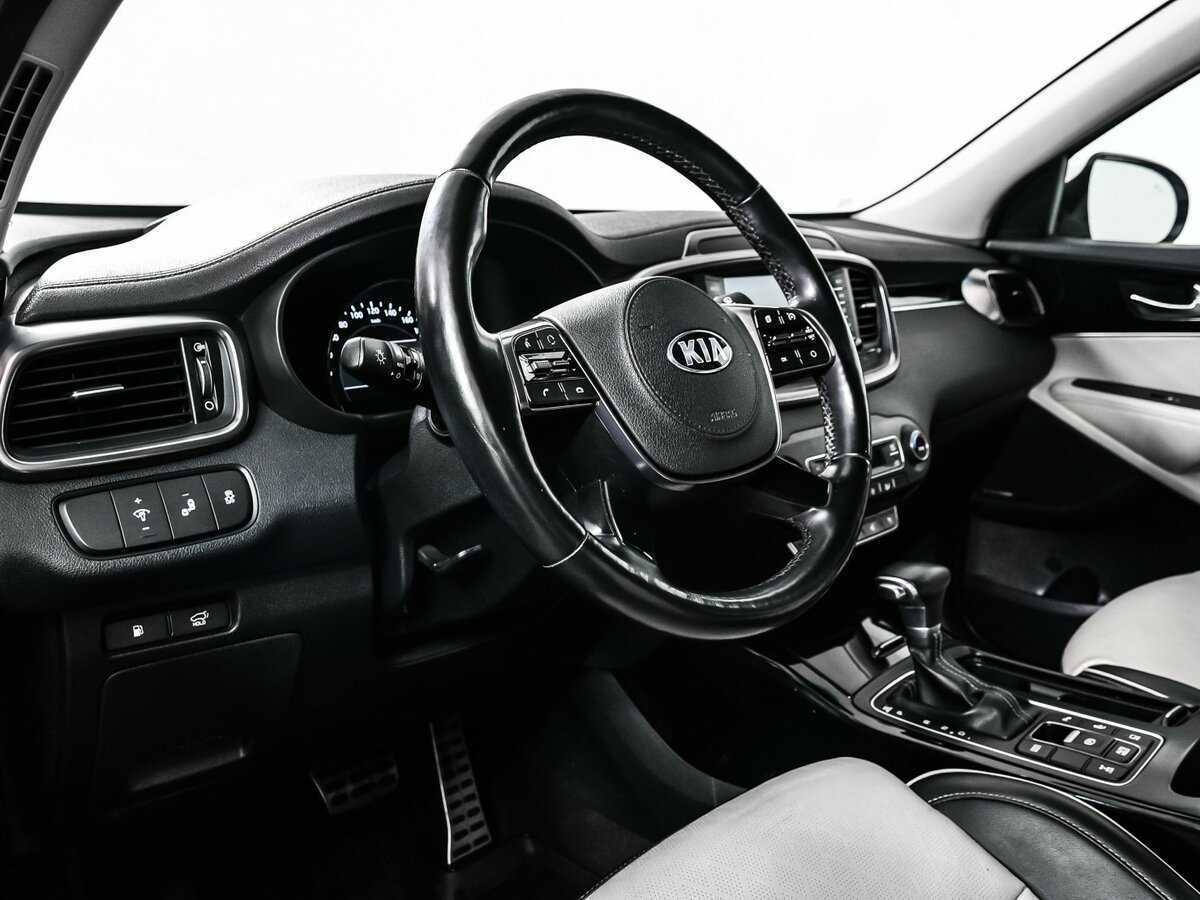 Kia Sorento, 2018 Фото №13