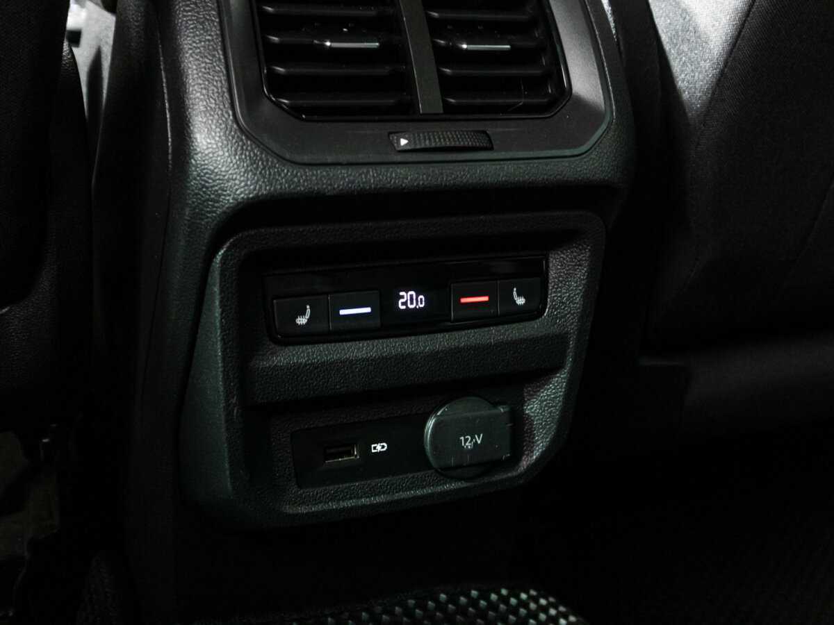 Volkswagen Tiguan, 2018 Фото №21