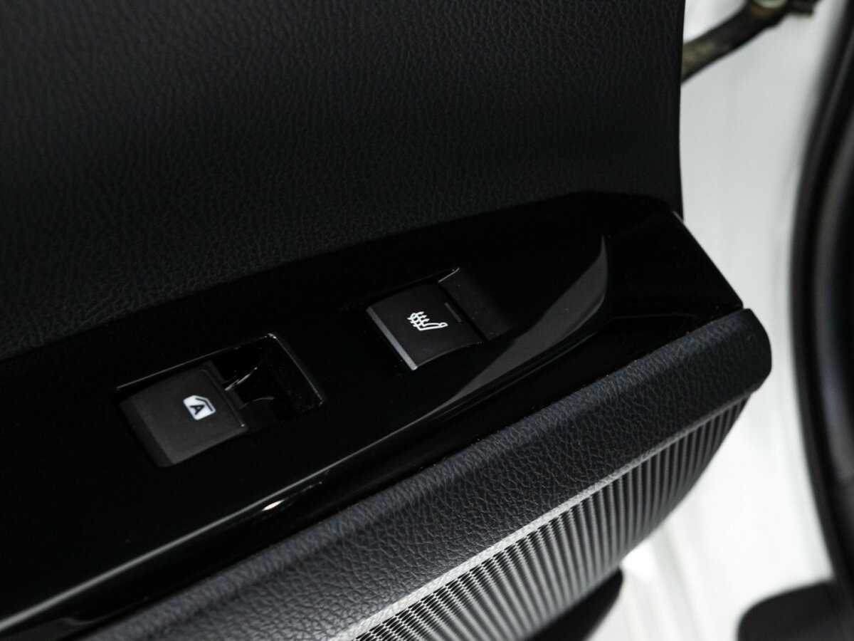 Toyota Camry, 2018 Фото №21