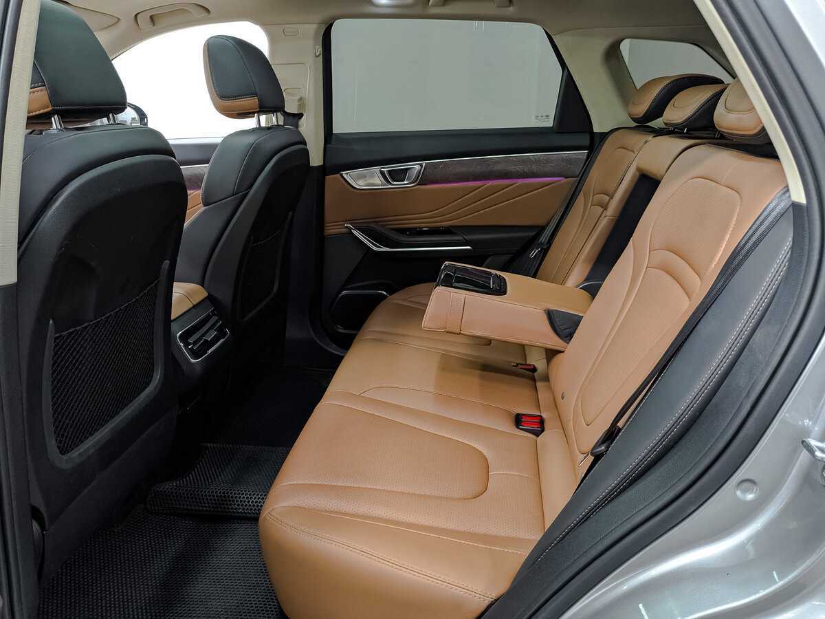 FAW Bestune T99 6-speed, 2023 Фото №18