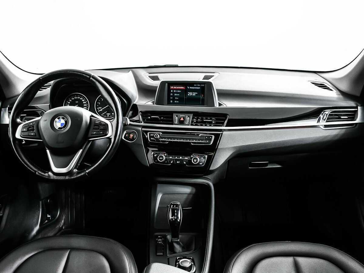 BMW X1 18i sDrive, 2017 Фото №11