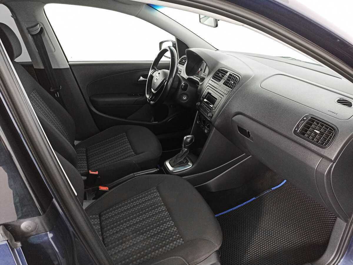 Volkswagen Polo, 2016 Фото №11