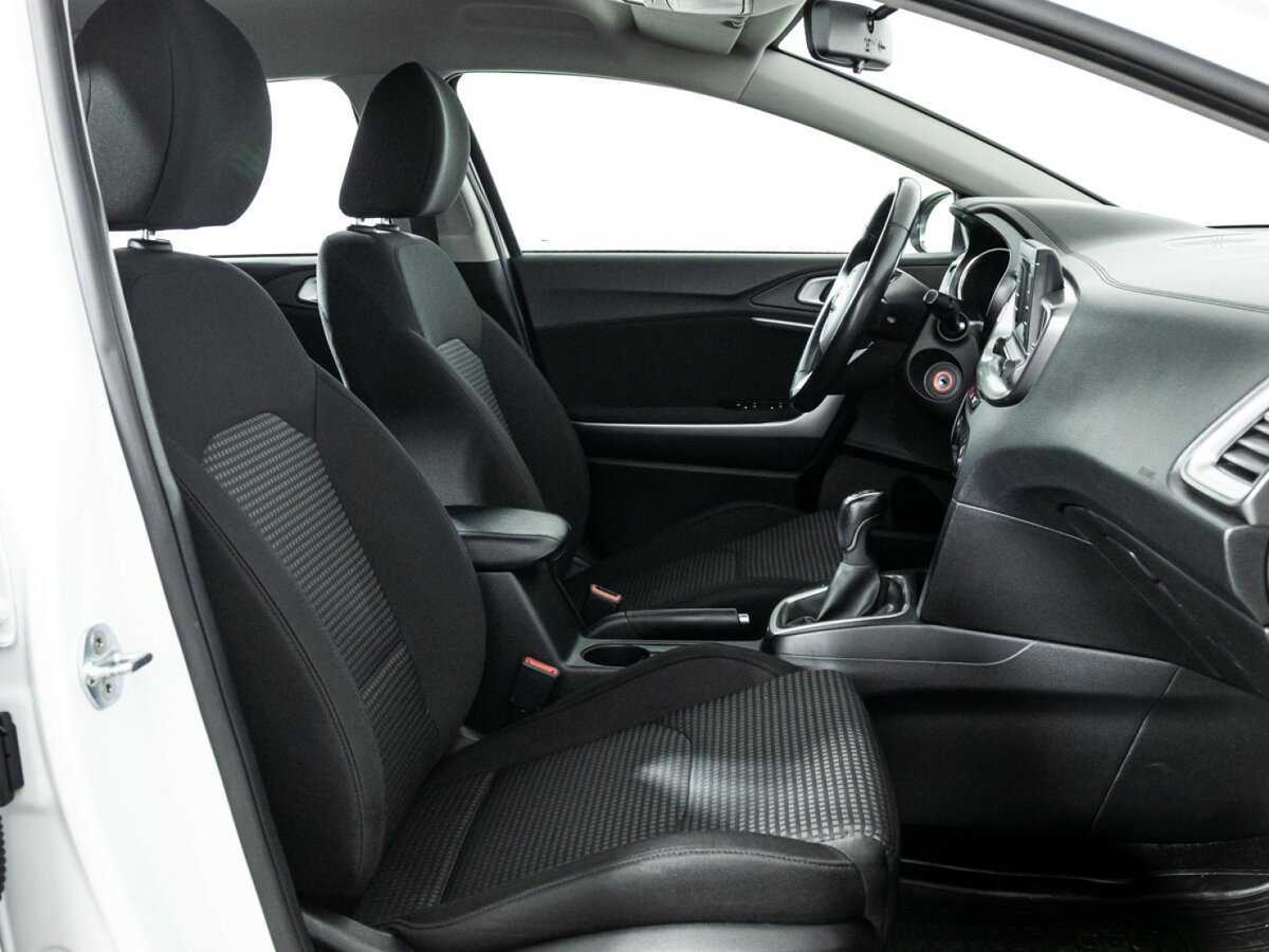 Kia Ceed, 2020 Фото №16