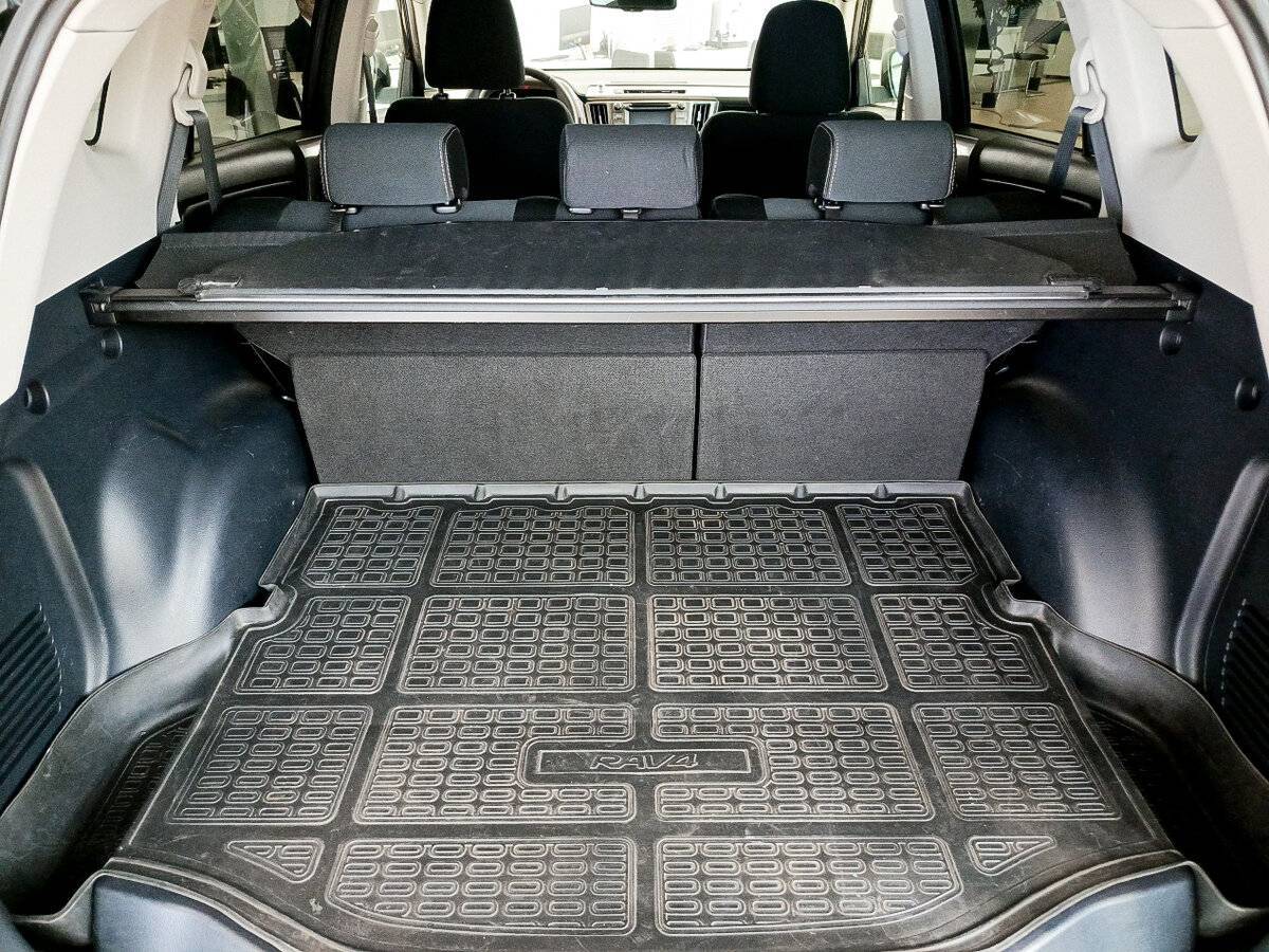 Toyota RAV4, 2015 Фото №10