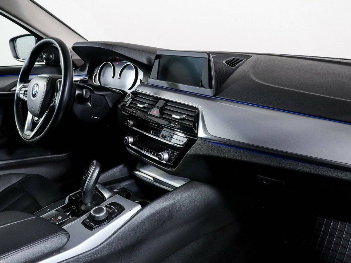 BMW 5 серии 520d xDrive, 2018 - 150 232 км. | Фото №4