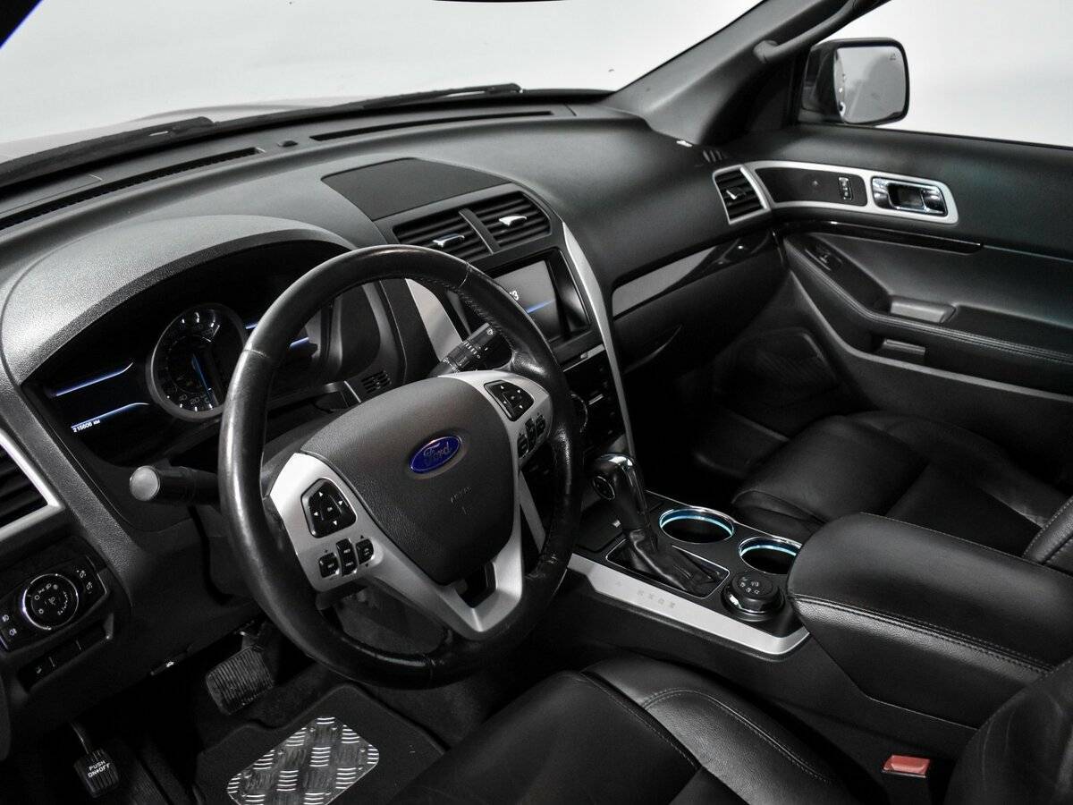 Ford Explorer, 2014 Фото №8