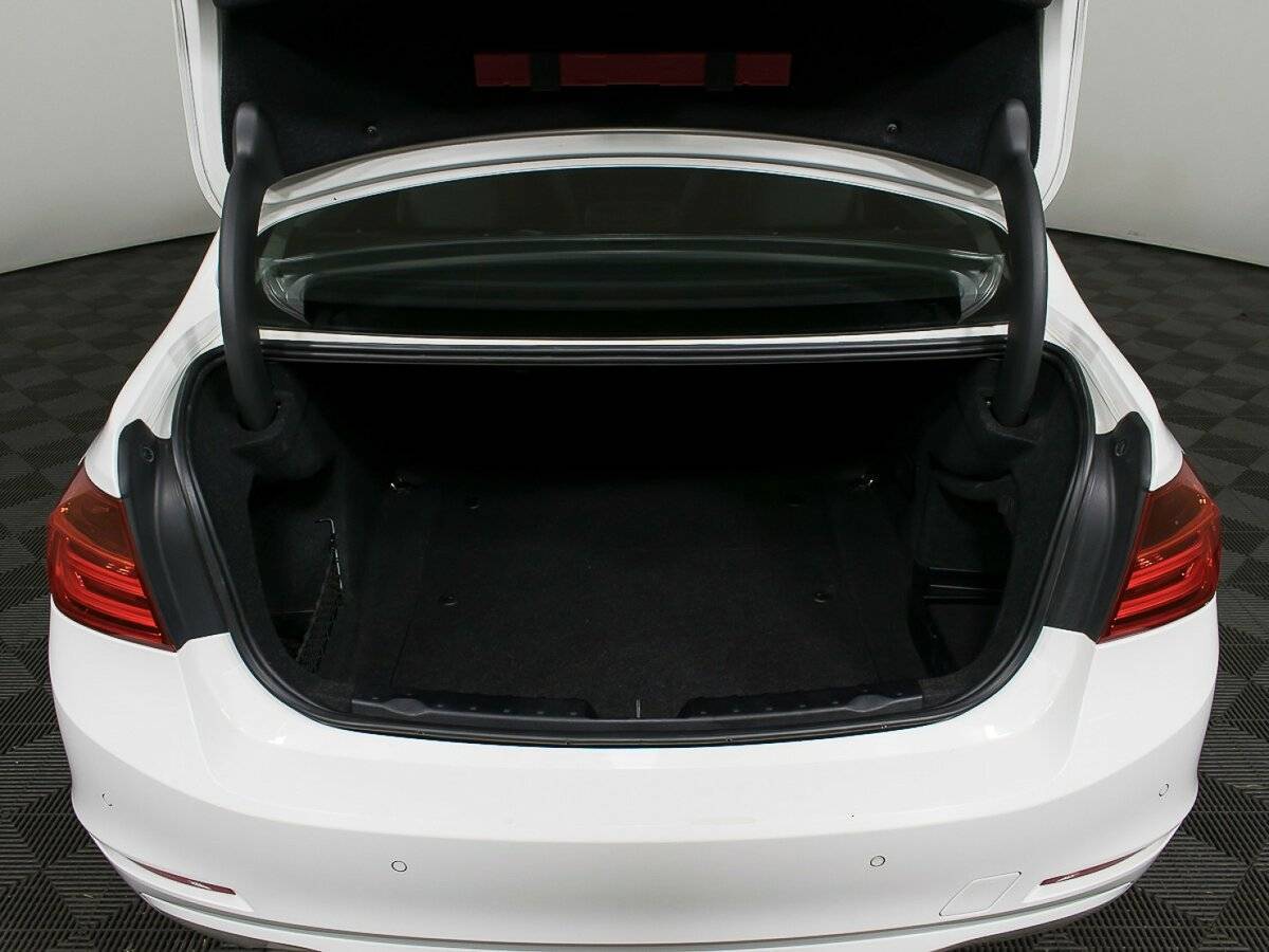 BMW 3 серии 316i, 2013 Фото №9