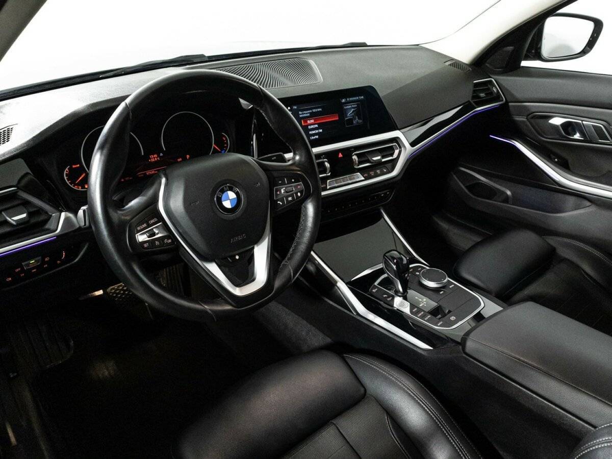 BMW 3 серии 318d, 2019 Фото №11