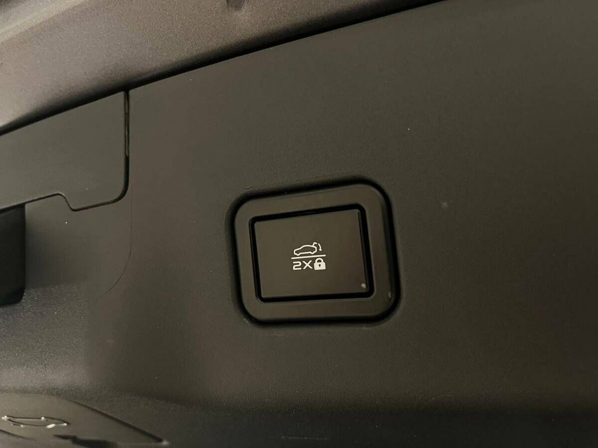 Changan UNI-V, 2023 Фото №15