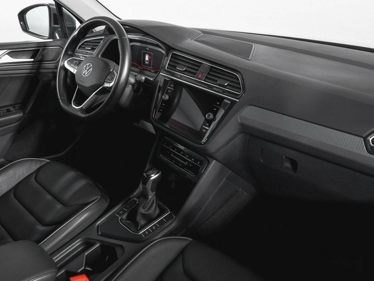 Volkswagen Tiguan, 2021 Фото №9