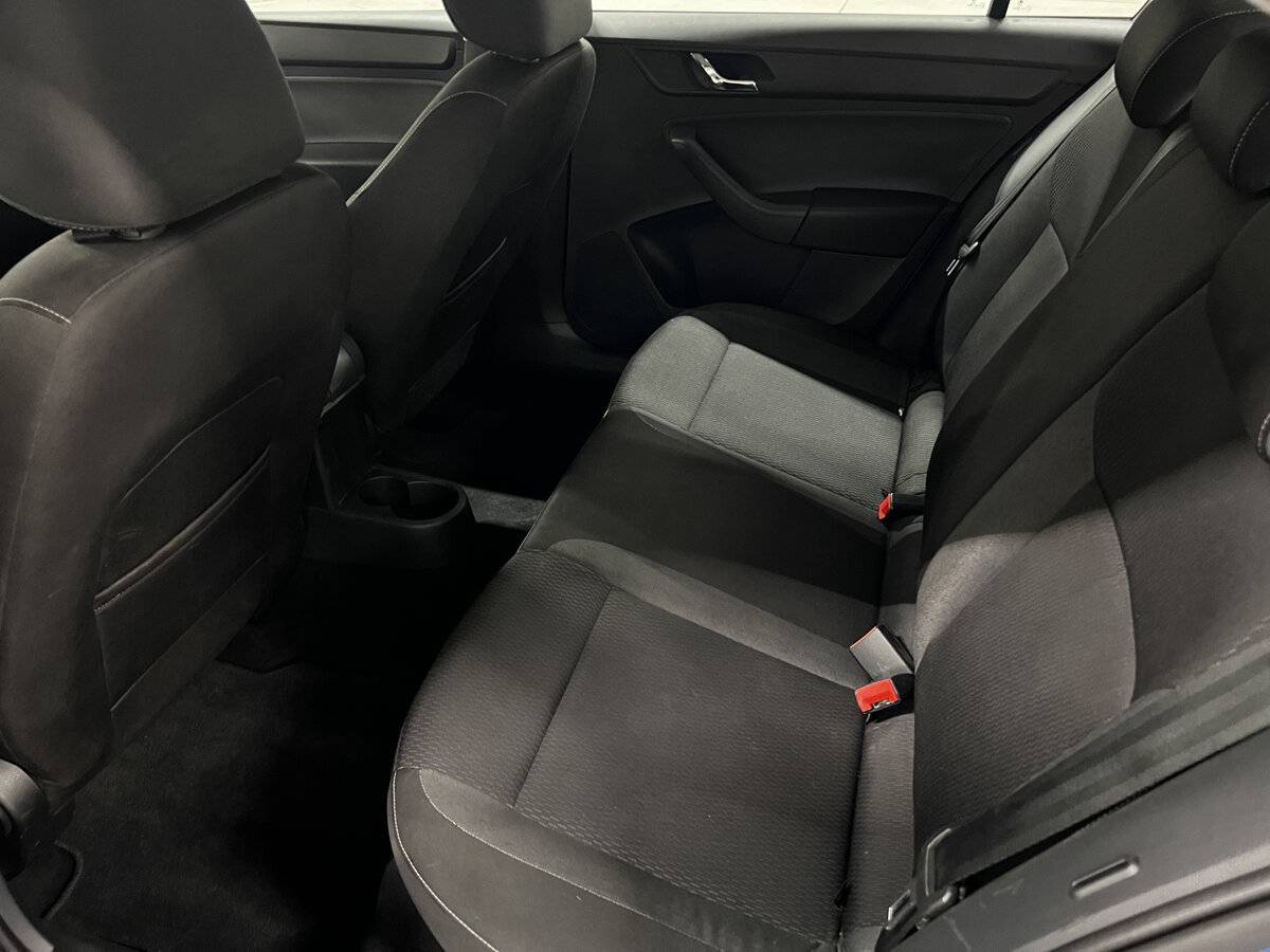 Skoda Rapid, 2016 Фото №12