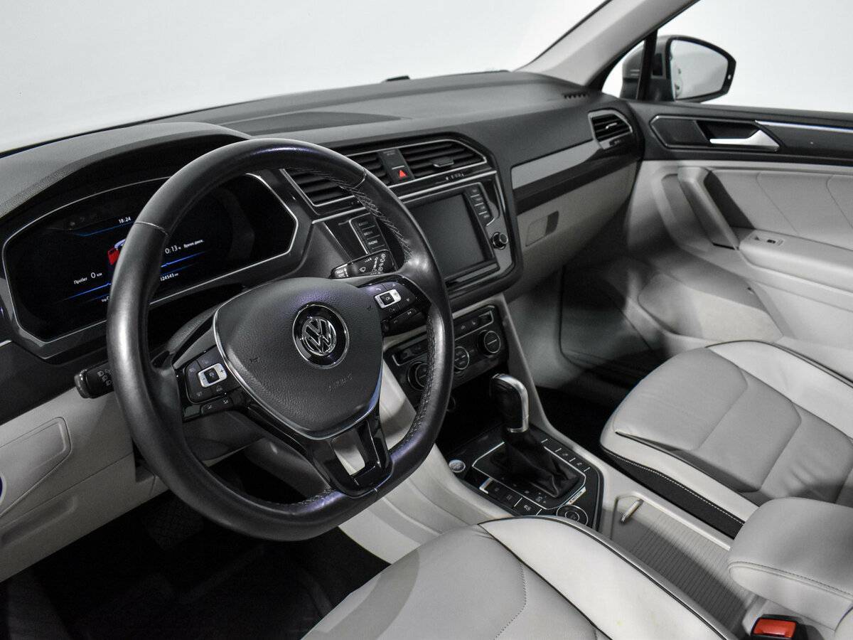 Volkswagen Tiguan, 2017 Фото №11