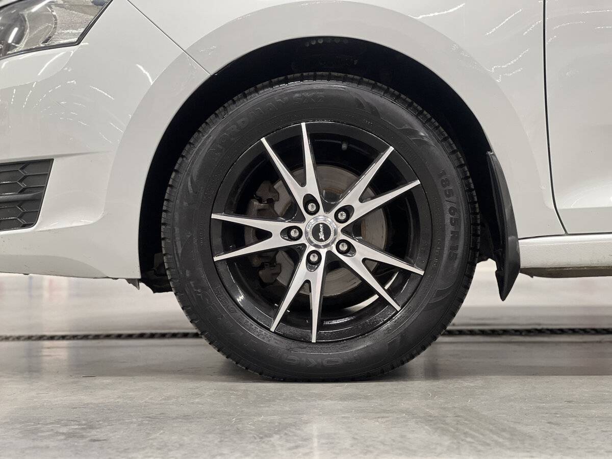 Skoda Rapid, 2016 Фото №18