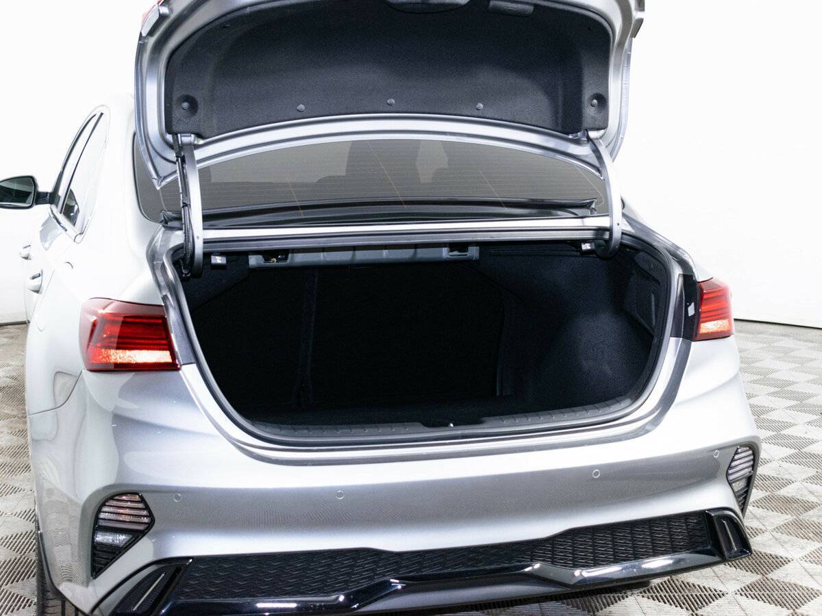 Kia Cerato, 2021 Фото №9