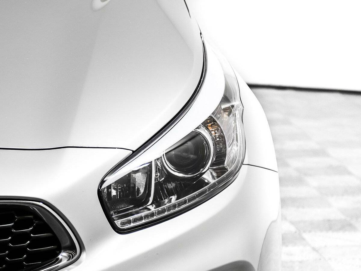 Kia Ceed GT, 2015 Фото №14