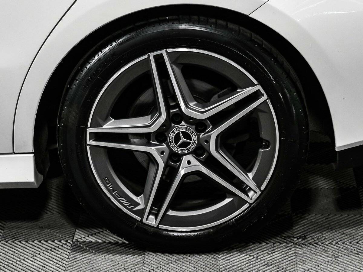 Mercedes-Benz CLA 200, 2019 Фото №14