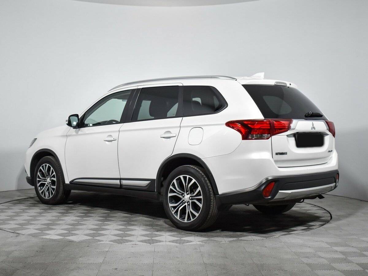 Mitsubishi Outlander, 2018 - 69 473 км. | Фото №7