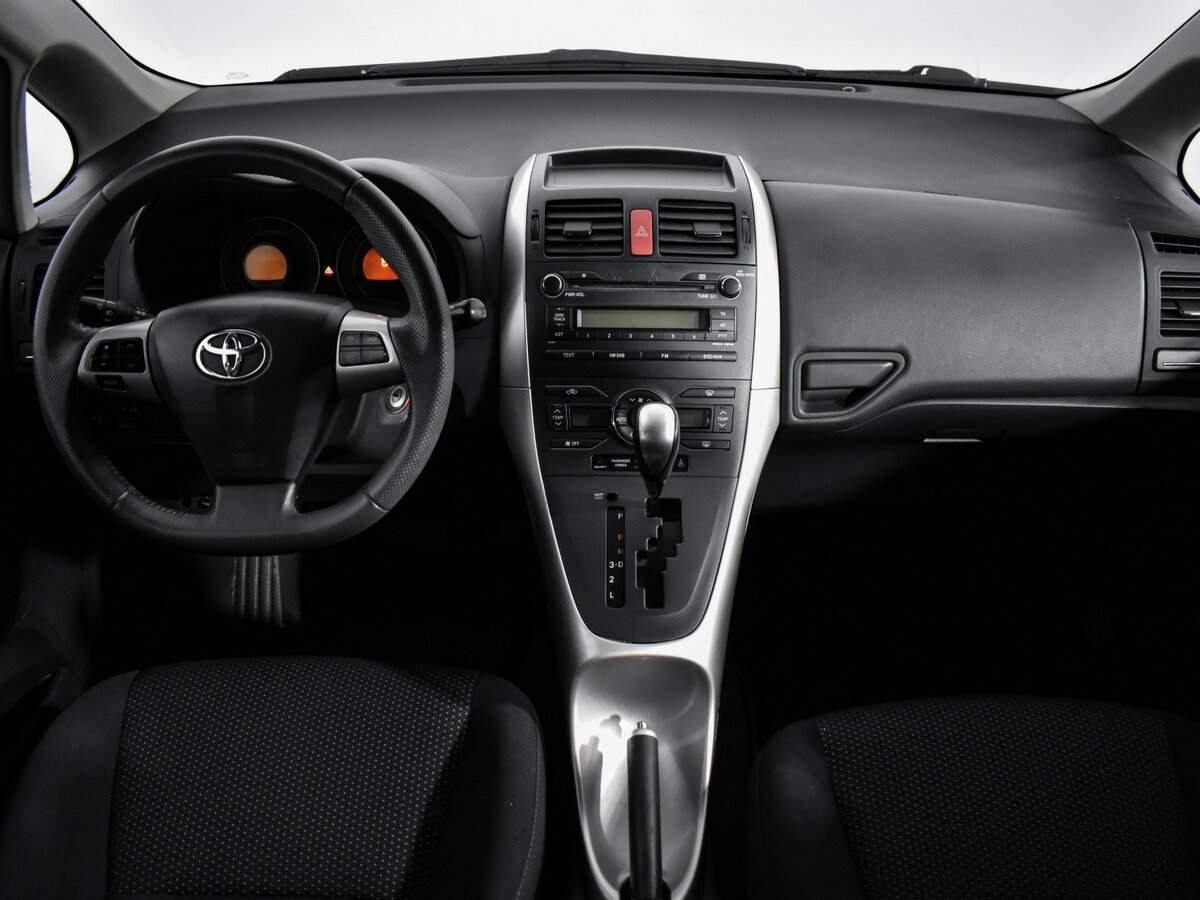 Toyota Auris, 2012 Фото №16