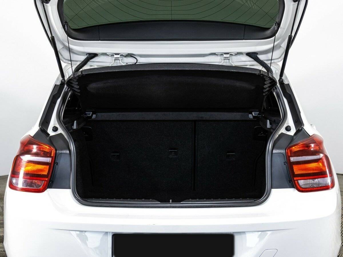 BMW 1 серии 116i, 2012 Фото №16