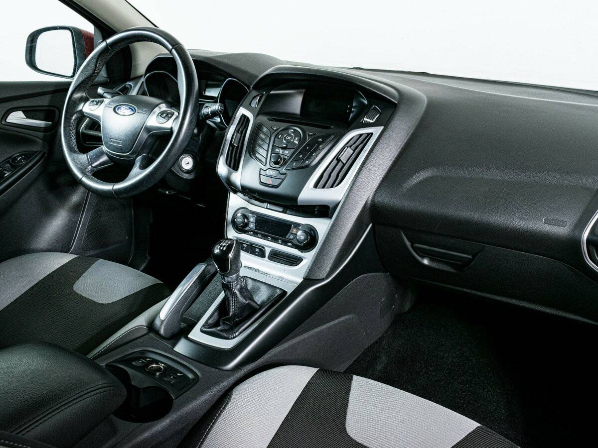Ford Focus, 2012 Фото №10