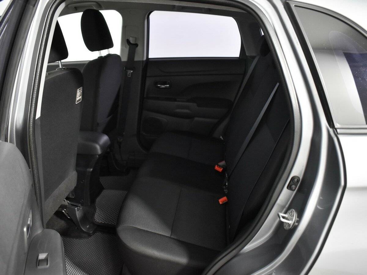 Mitsubishi ASX, 2012 Фото №12