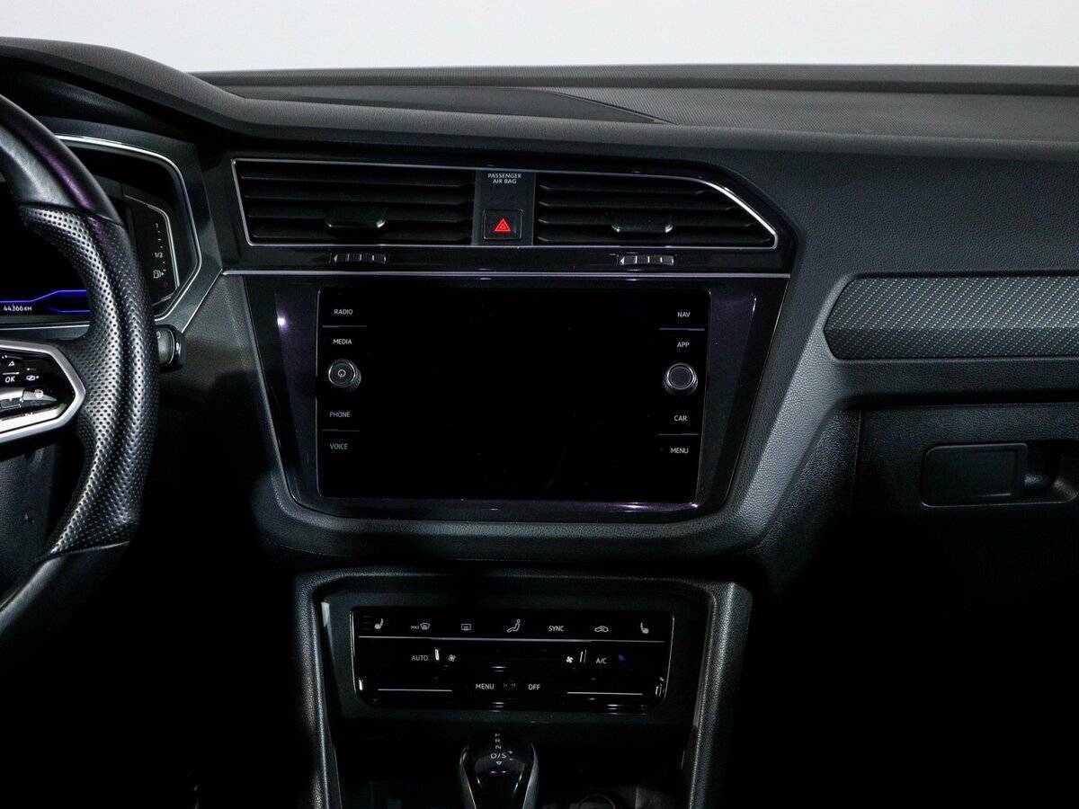 Volkswagen Tiguan, 2021 Фото №13