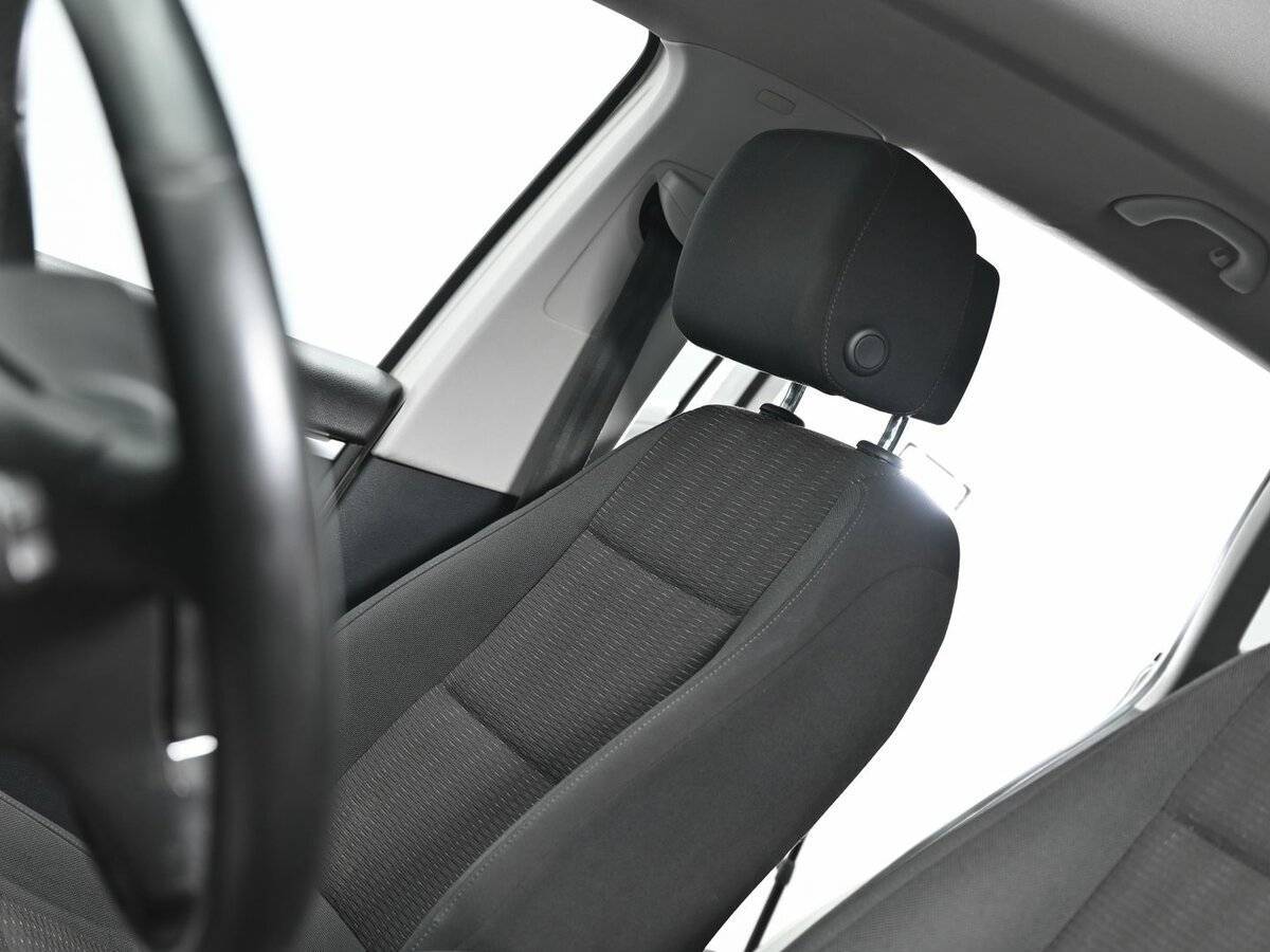 Volkswagen Tiguan, 2012 Фото №8