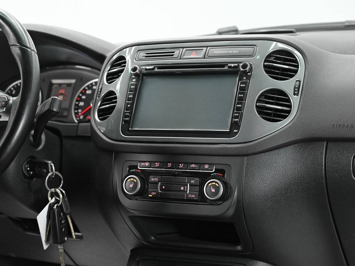 Volkswagen Tiguan, 2012 Фото №10