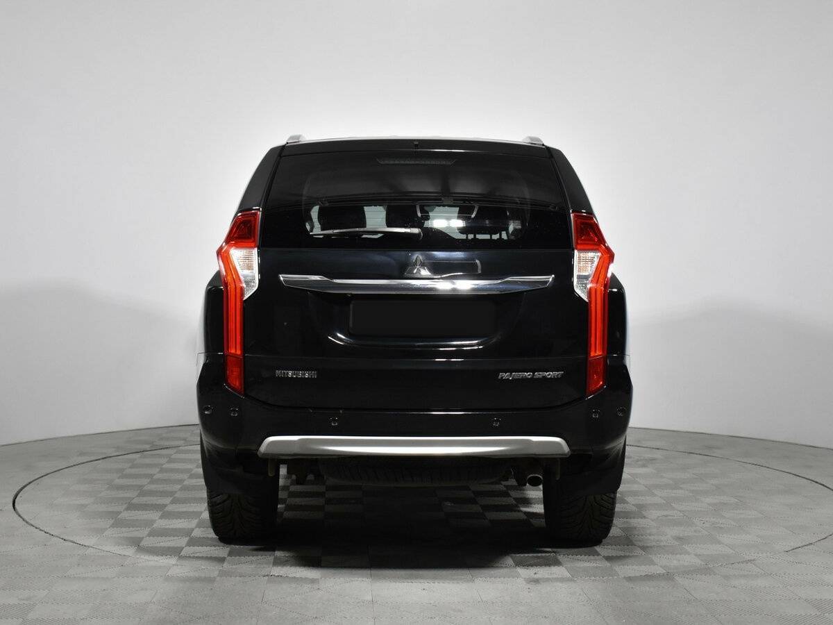 Mitsubishi Pajero Sport, 2017 Фото №6