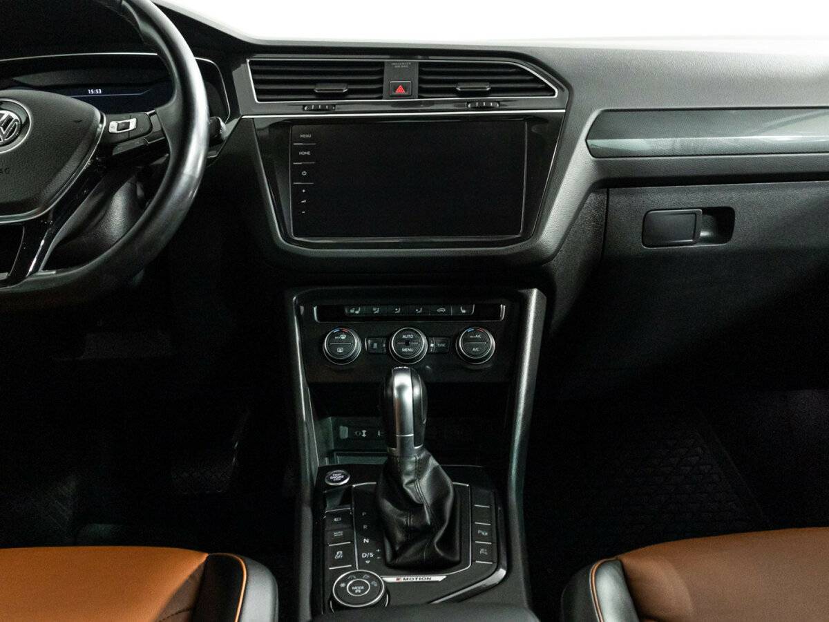 Volkswagen Tiguan, 2017 Фото №14