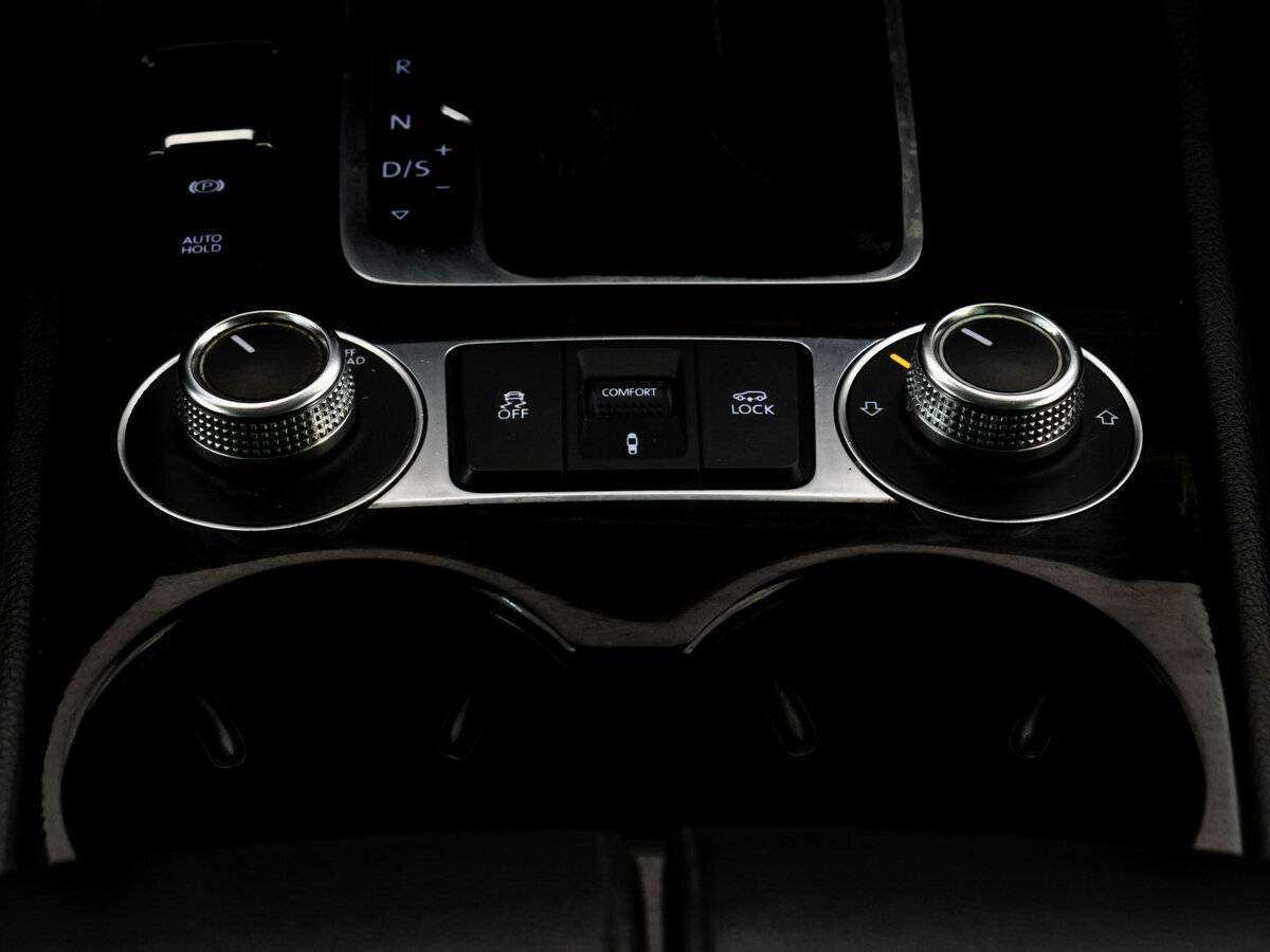 Volkswagen Touareg, 2016 Фото №11