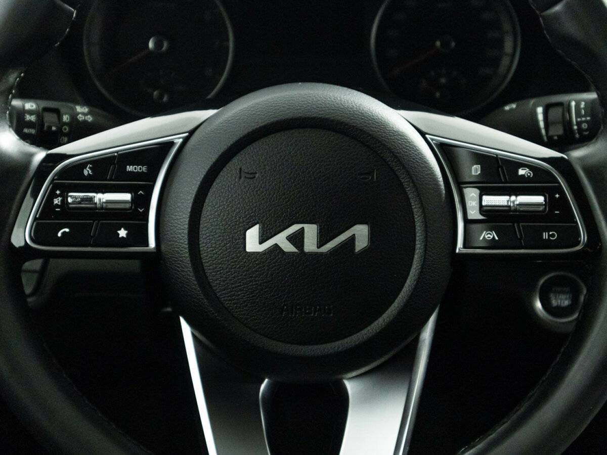 Kia Cerato, 2021 Фото №23