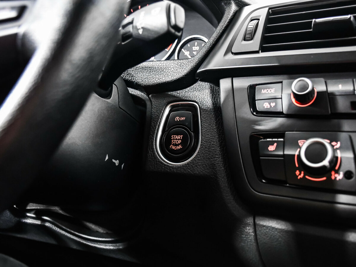 BMW 3 серии 320i VI (F3x), 2013 Фото №17