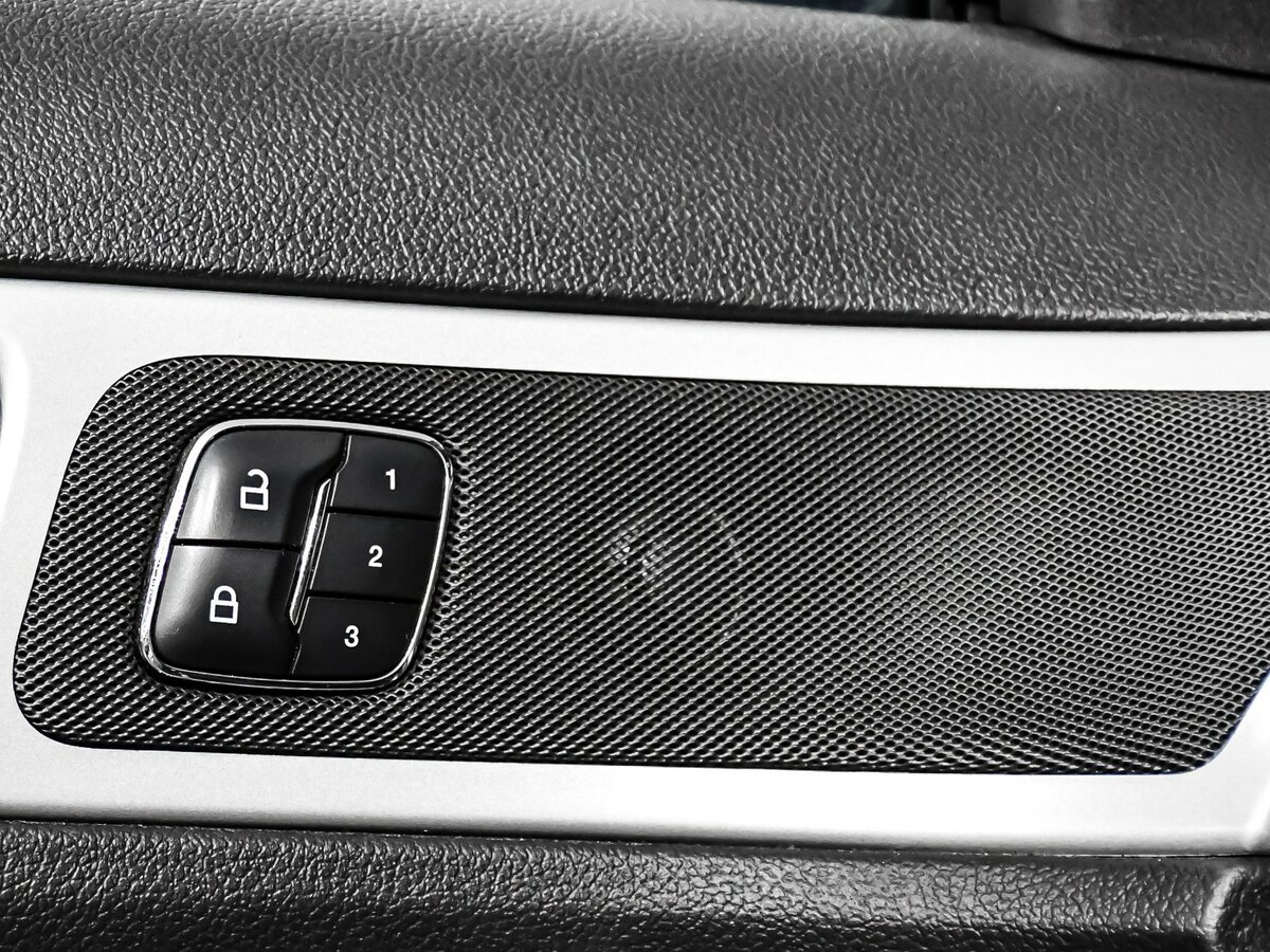 Ford Explorer V, 2013 Фото №16