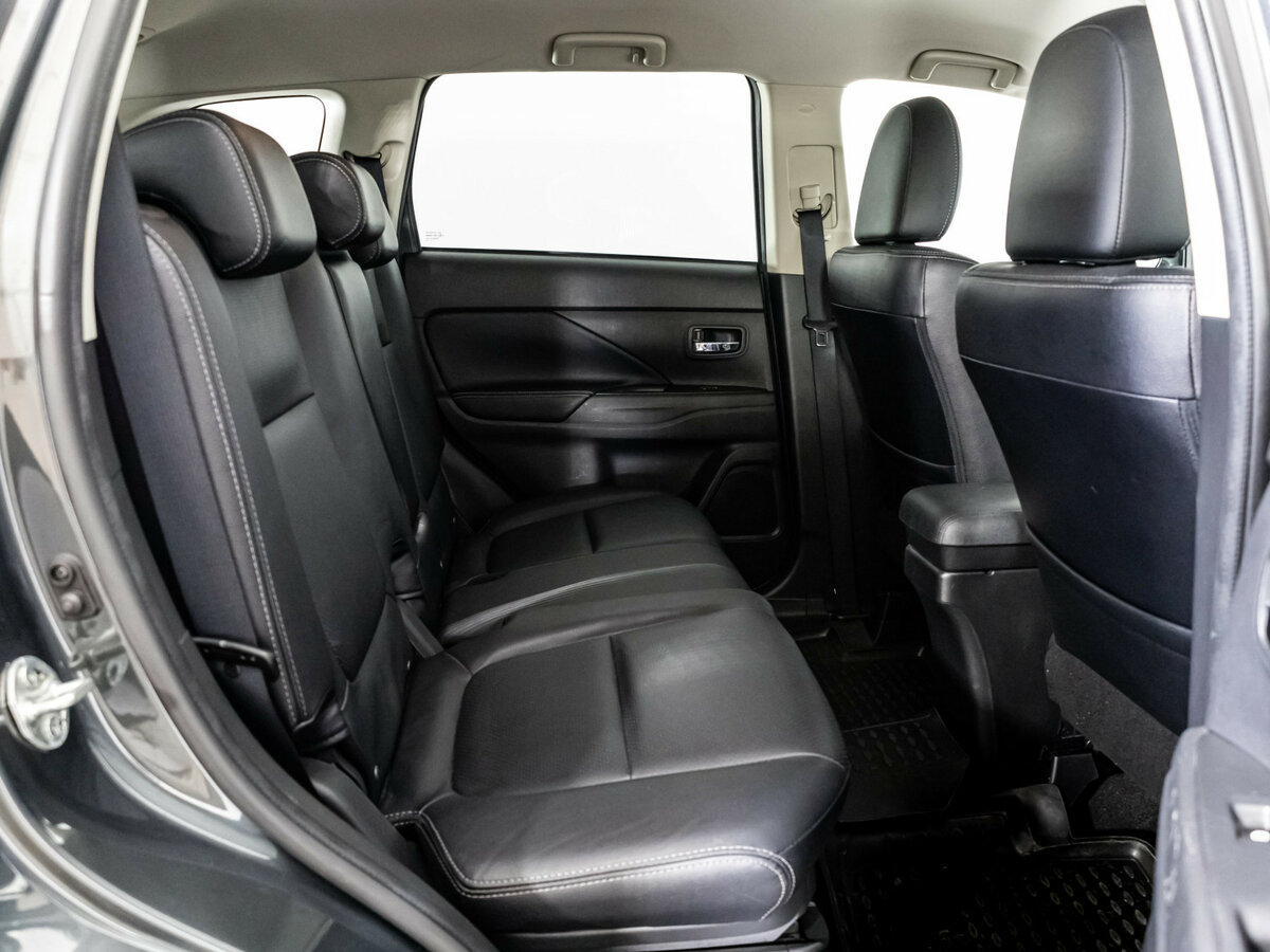 Mitsubishi Outlander III Рестайлинг 2, 2018 Фото №16