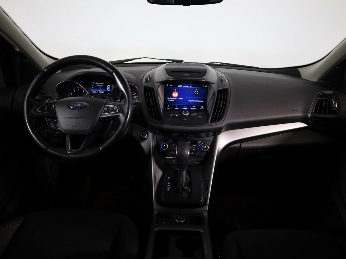 Ford Kuga II Рестайлинг, 2018 Фото №9