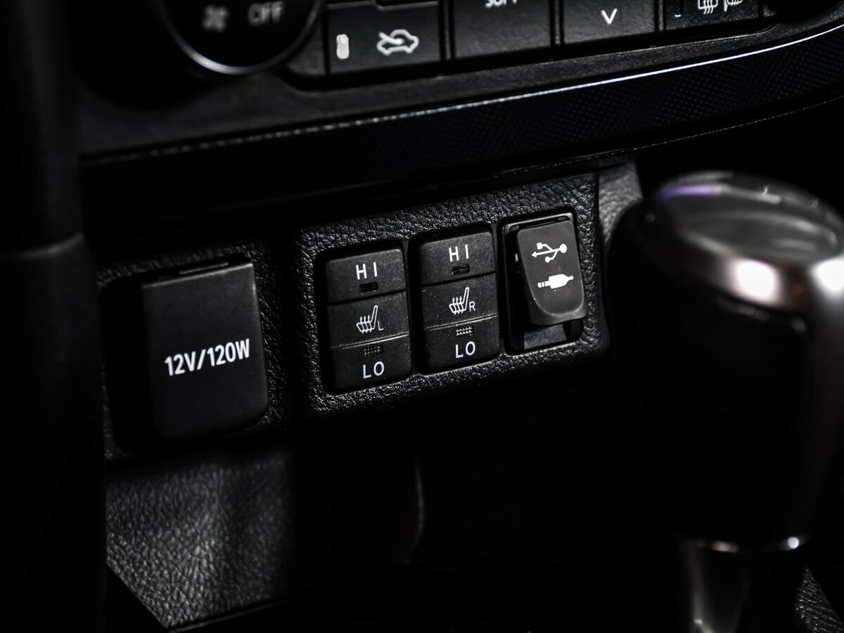 Toyota Auris II, 2014 Фото №16