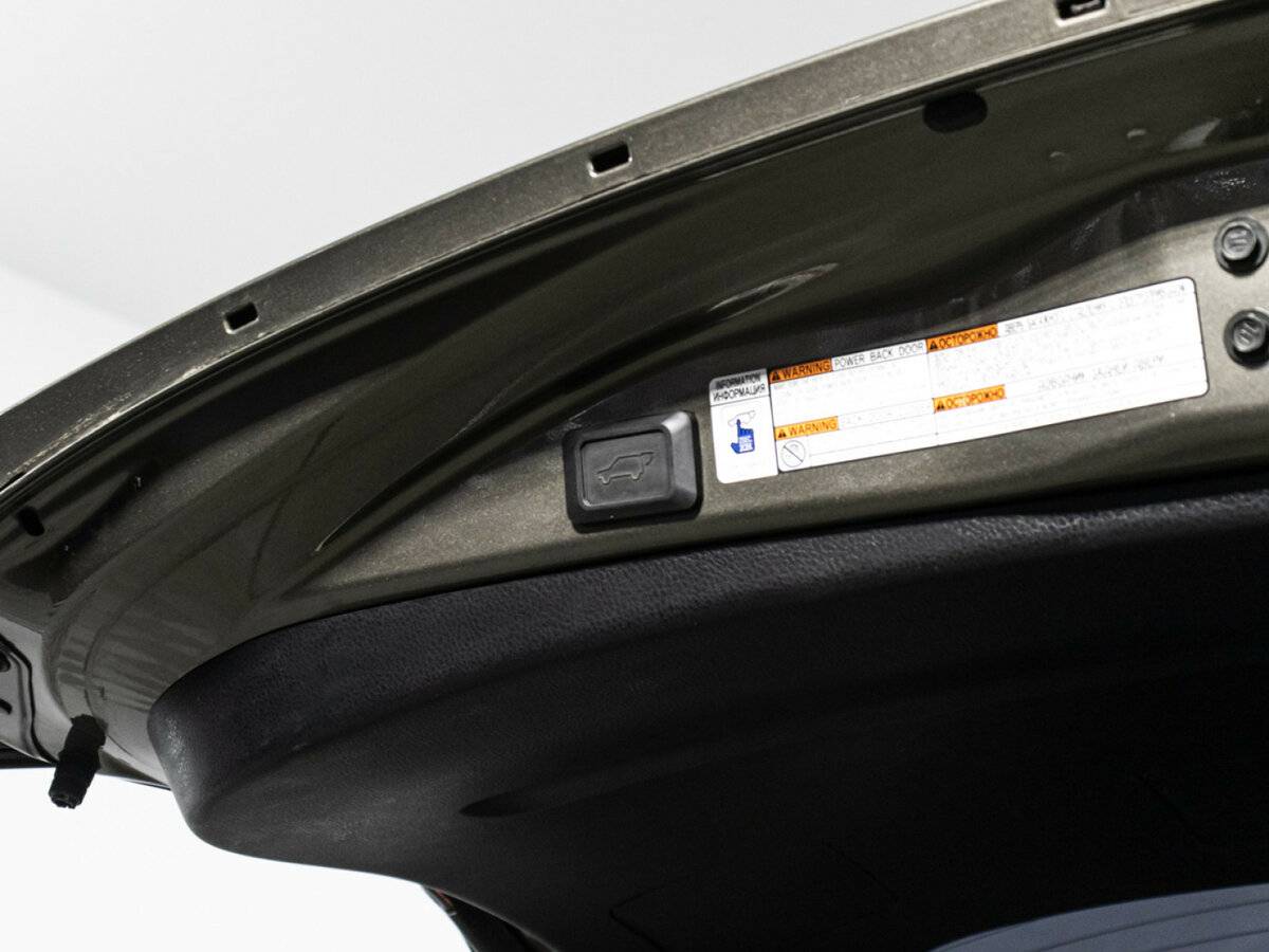 Toyota RAV4 IV (XA40) Рестайлинг, 2015 Фото №19