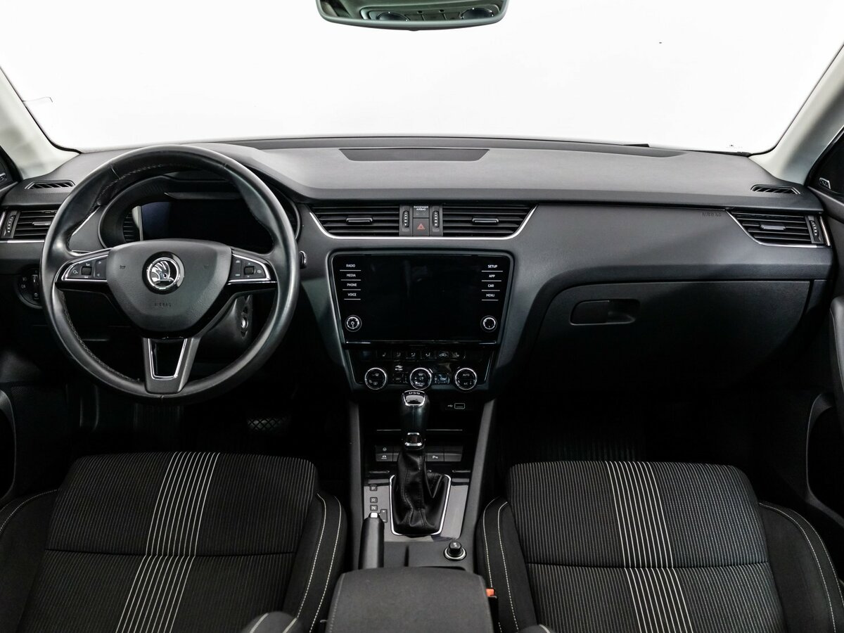 Skoda Octavia III (A7) Рестайлинг, 2019 Фото №8