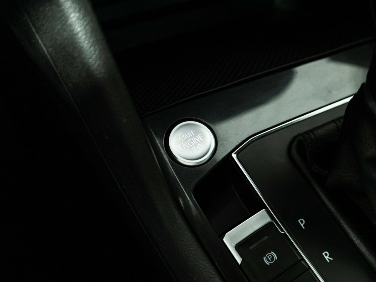 Volkswagen Tiguan II, 2019 Фото №18