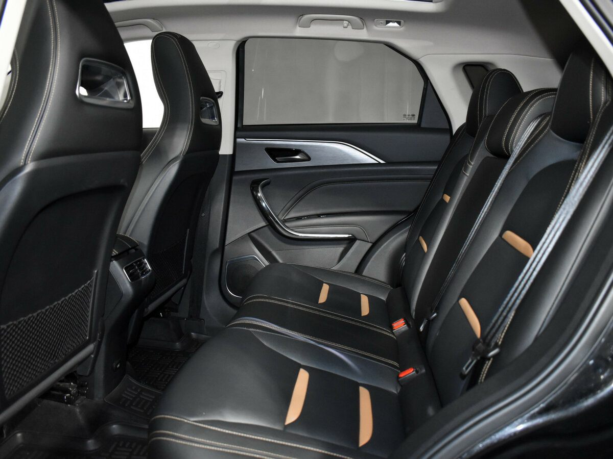 FAW Bestune T77 I, 2023 Фото №12