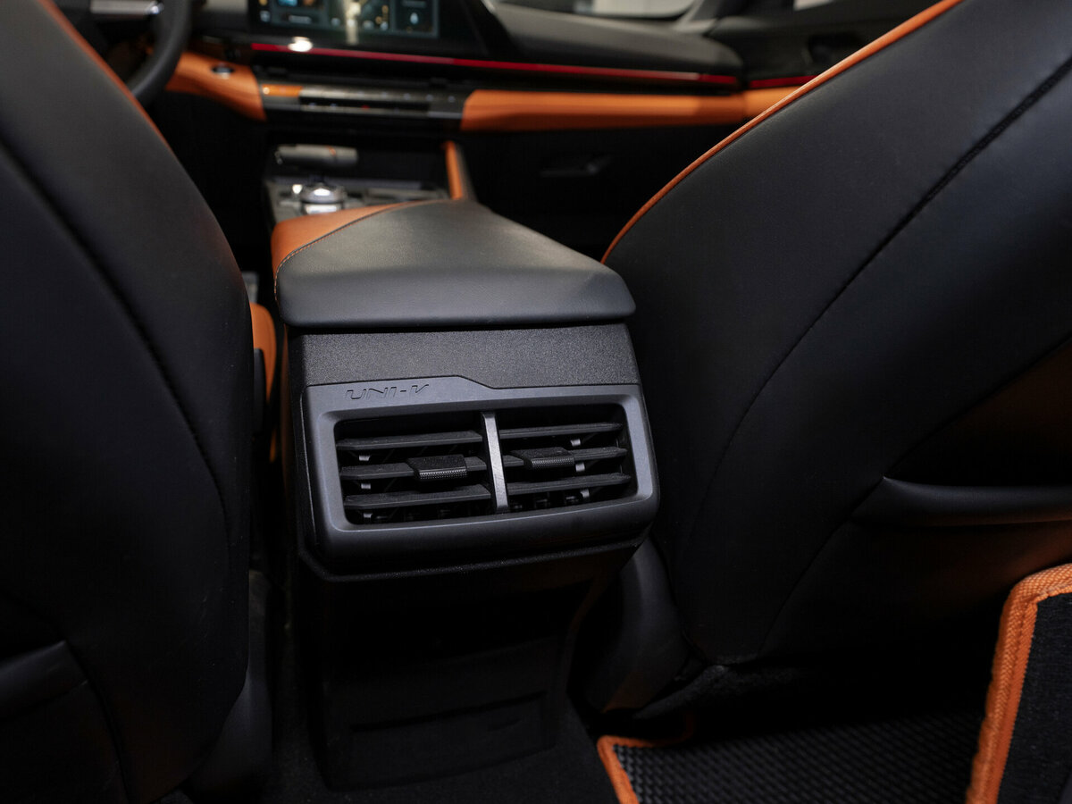 Changan UNI-V I, 2023 Фото №14