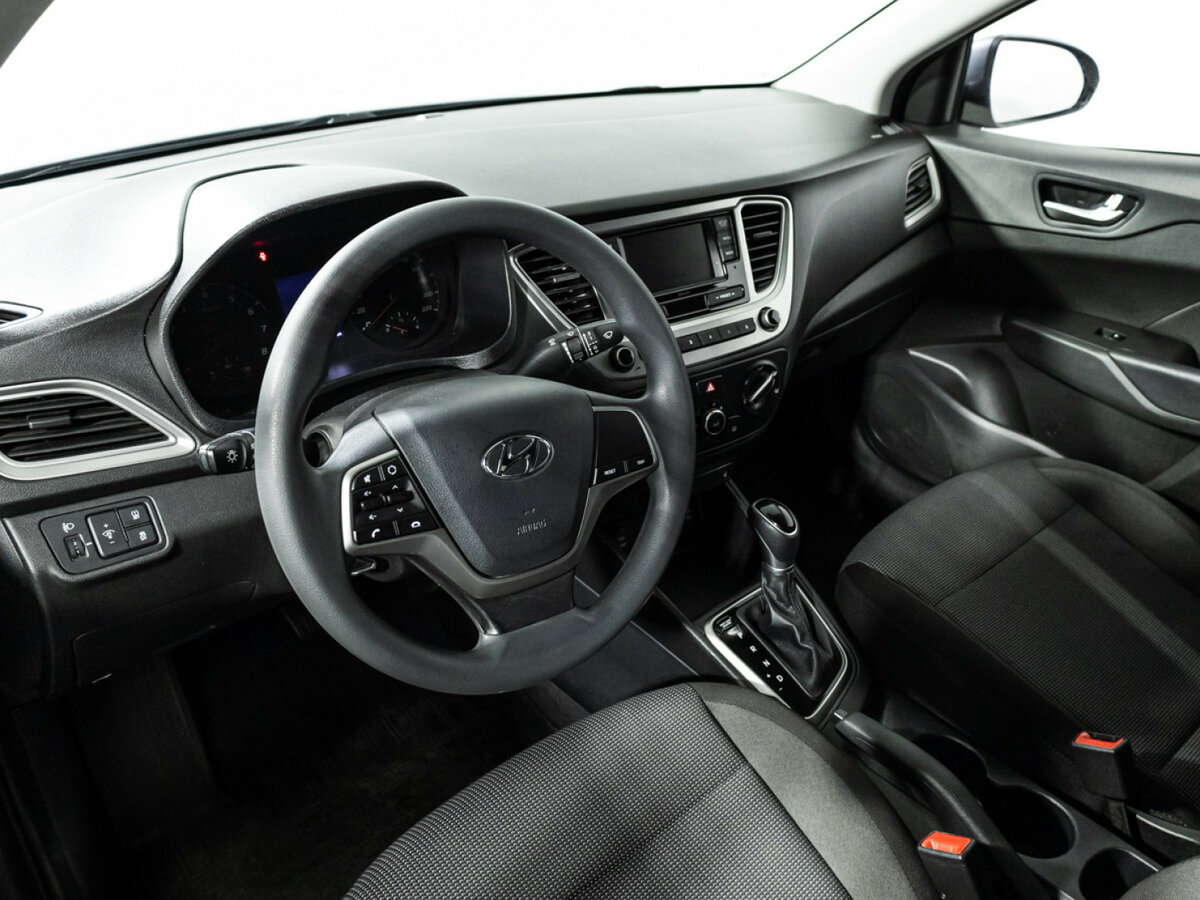 Hyundai Solaris II Рестайлинг, 2021 Фото №11